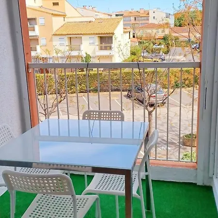 Apartment Studio Cabine 4 Pers, Pkg Prive, Proche L'ile De Loisirs